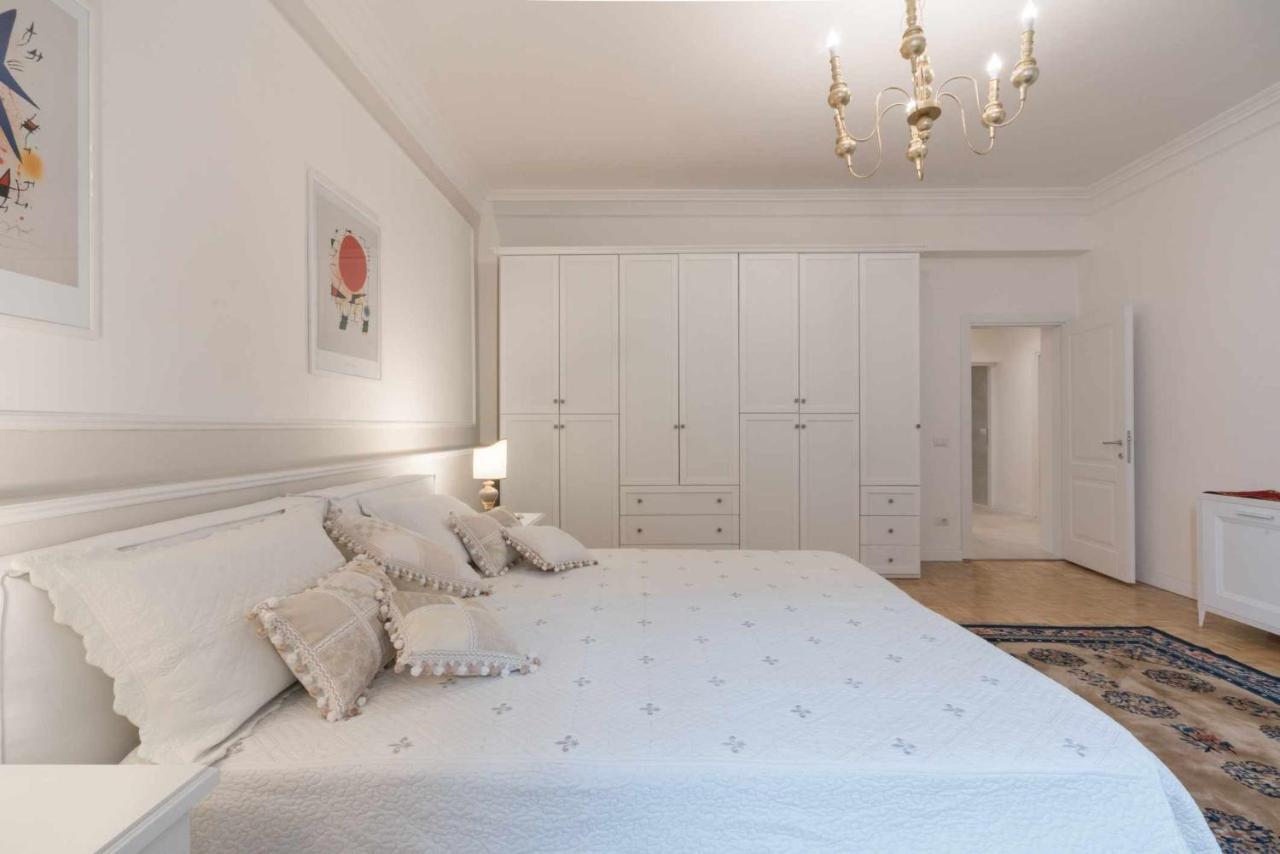Ghibellina With 2 Bedrooms Florencia
